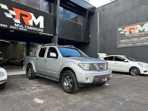 NISSAN FRONTIER 2.5 LE ATTACK 4X4 CD TURBO ELETRONIC DIESEL 4P AUTOMÁTICO